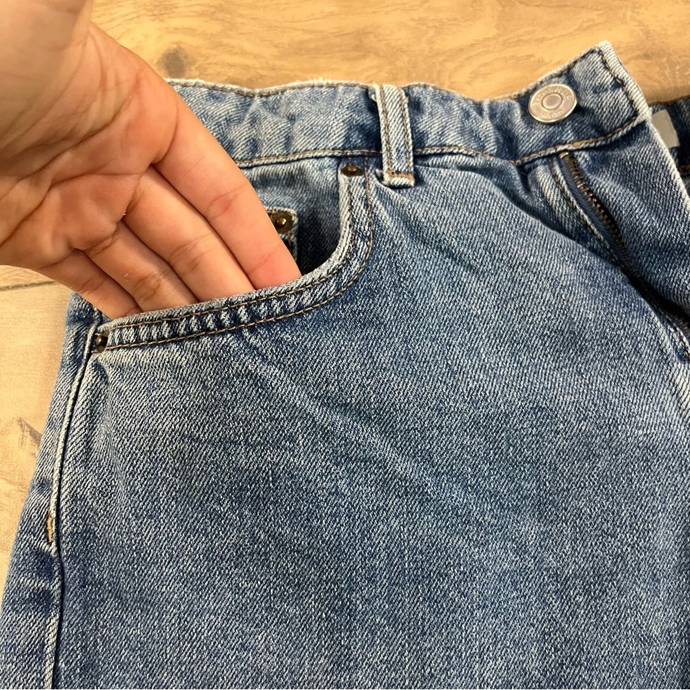 Topshop Moto Mom Shorts Denim Women's Jean Shorts Cutoff Frayed hem - Picture 7 of 13